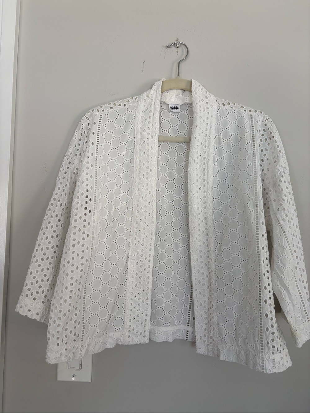 GAP White Eyelet Lace Open Jacket